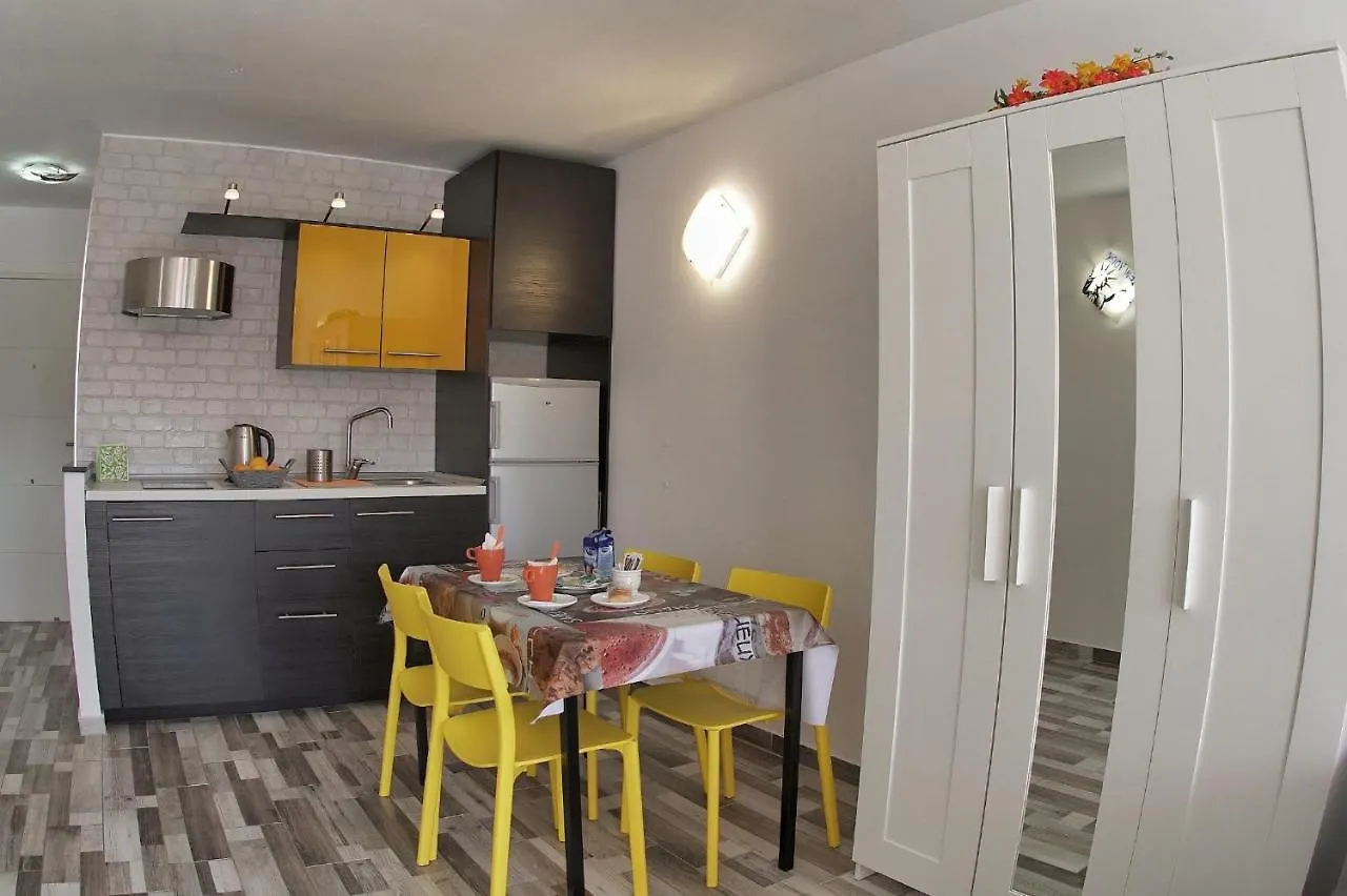 Geremy'S Boutique Vivienda Vv A-38-4-2068 Apartment Arona